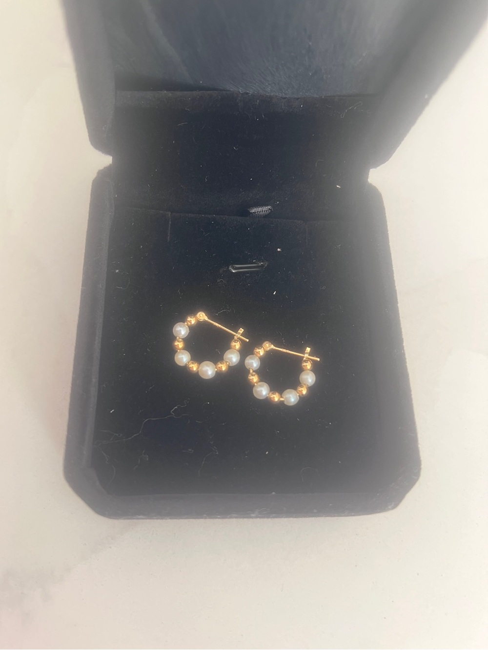 18k yellow gold hoops with pearl